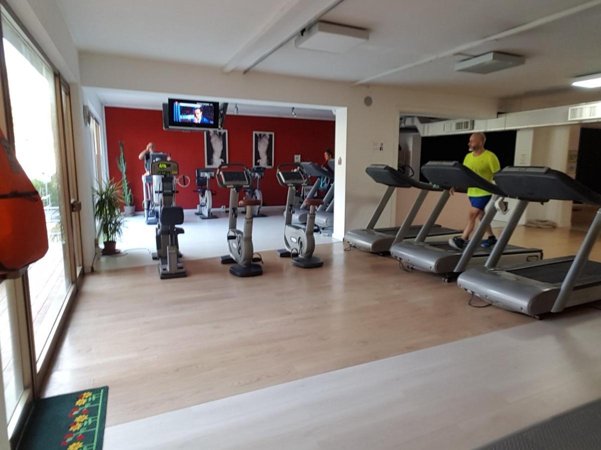 Spazio-Confort-Fitness Piombino Luaran gambar